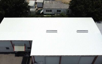 Ultimate Guide: Barn roofing repair vs. replacement