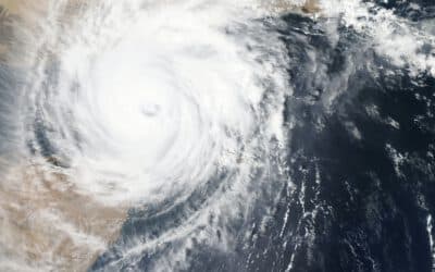 Storm Chaser Roofing Companies vs. Licensed Roofers