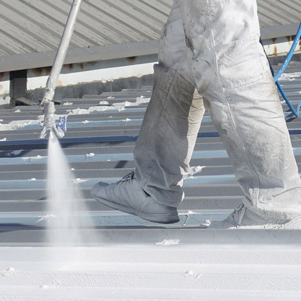 cool roof solutions spraying on the product